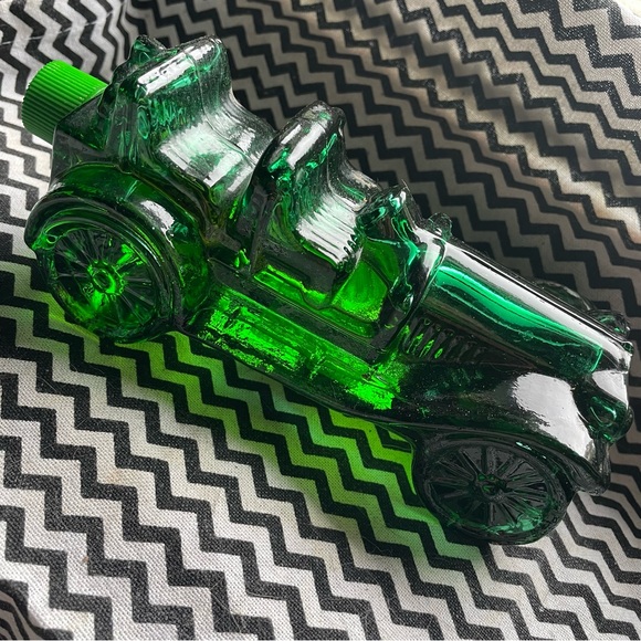 70s Avon Men’s Collection - Wild Country & Tail Winds - Picture 10 of 10